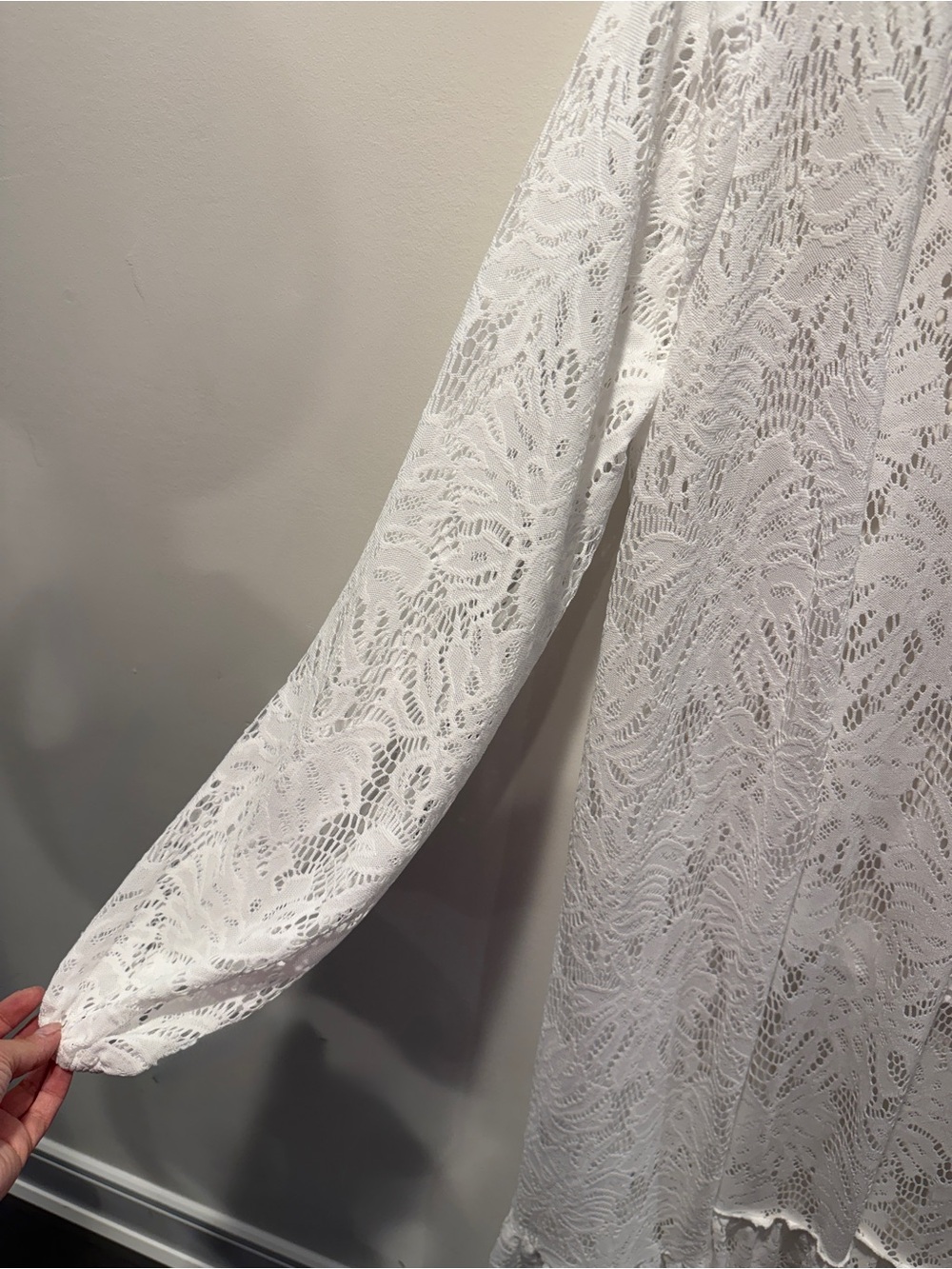Lilly Pulitzer Dress Adela Maxi Coverup Resort White Paradise Found Lace Size L - Picture 4 of 9